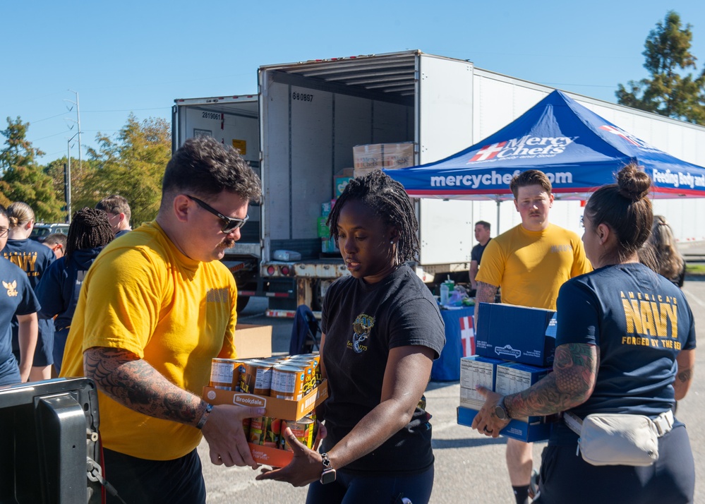 U.S. Navy Sailors support Hurricane Helene disaster relief