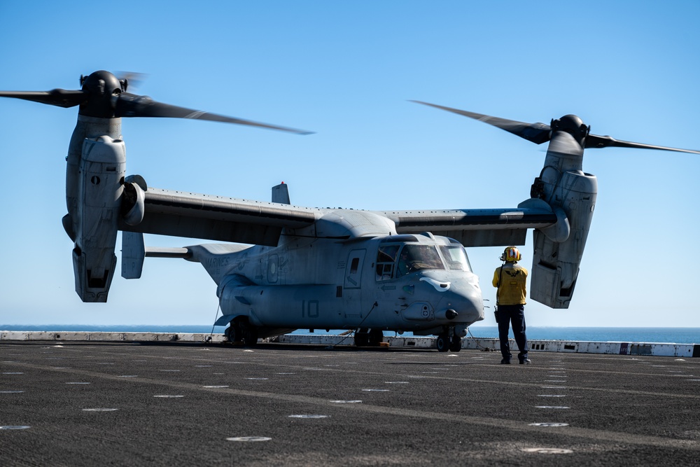 Osprey Deck Landing Qualifications aboard USS Somerset (LPD 25)