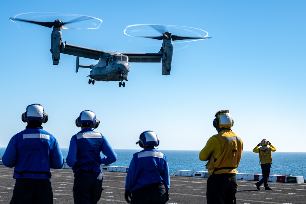 Osprey Deck Landing Qualifications aboard USS Somerset (LPD 25)