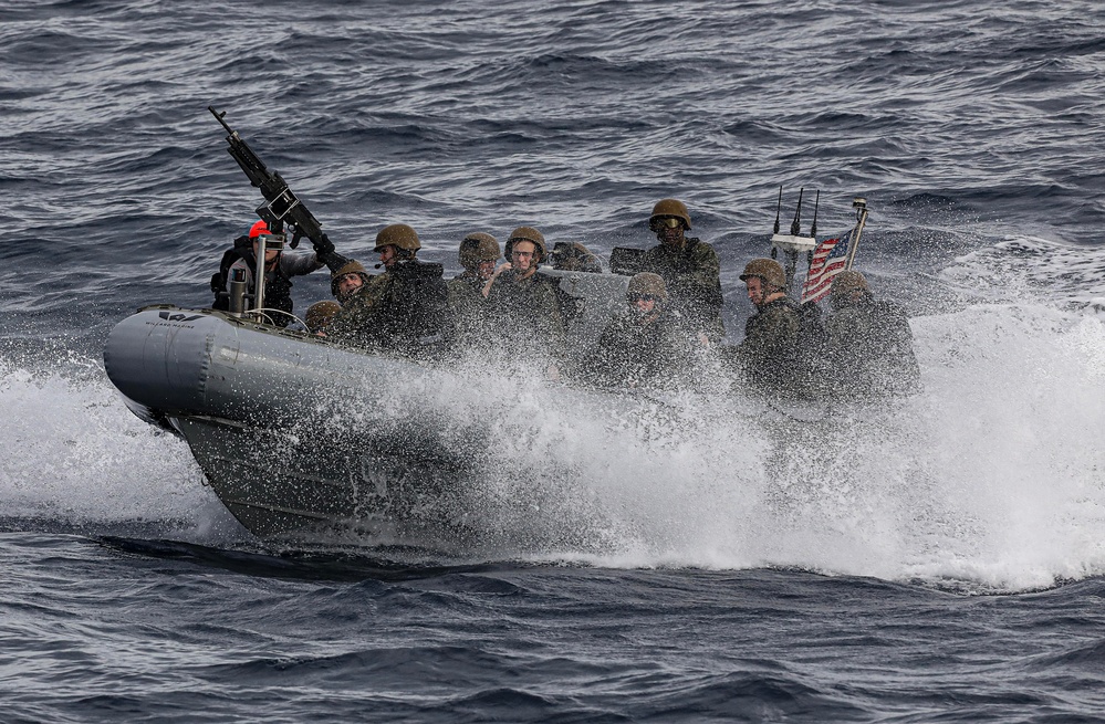 US, Australian Naval Forces Conduct Bilateral Operations