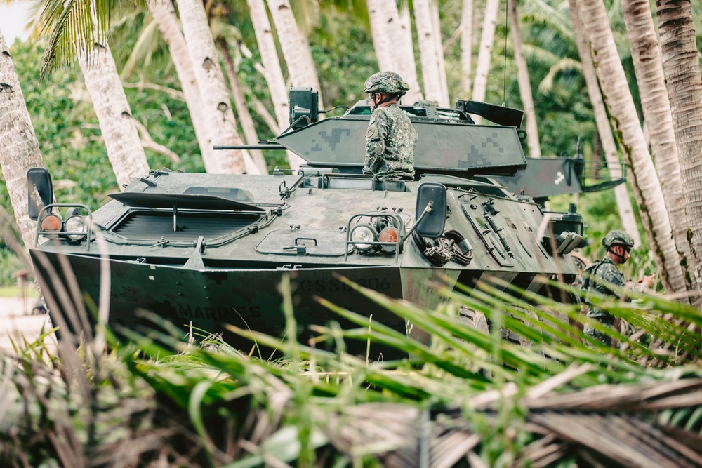 KAMANDAG 8: 15th MEU Defends Apurawan Beach Alongside Filipino Allies