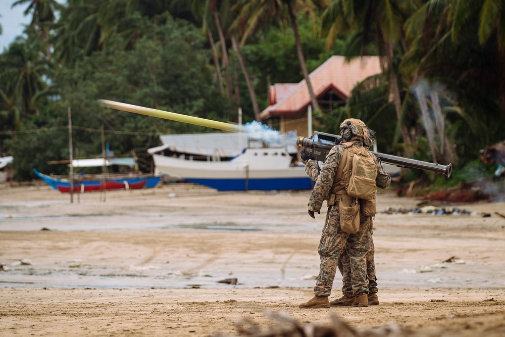 KAMANDAG 8: 15th MEU Defends Apurawan Beach Alongside Filipino Allies