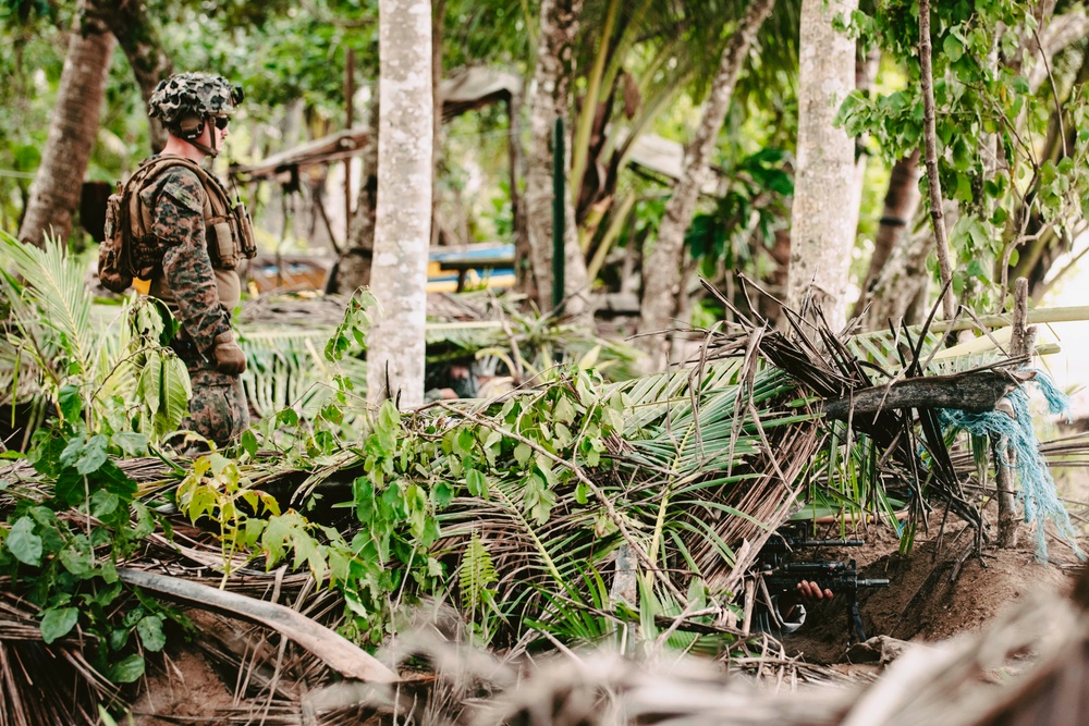 KAMANDAG 8: 15th MEU Defends Apurawan Beach Alongside Filipino Allies