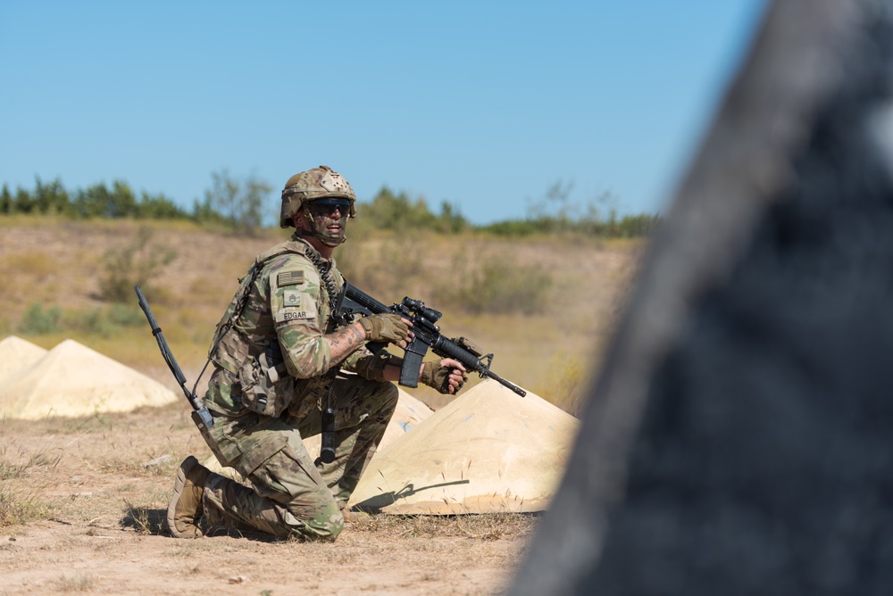 Combat Engineers Combat Engineered Combat Targets During Urban Assault Course