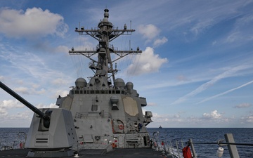 US, Australian Naval Forces Conduct Bilateral Operations