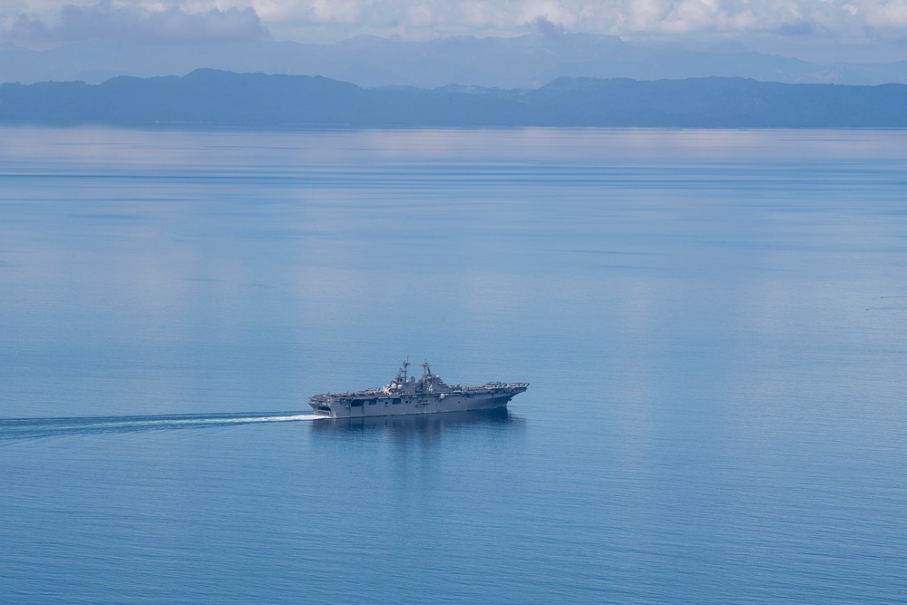 USS Boxer transits San Bernardino Straits