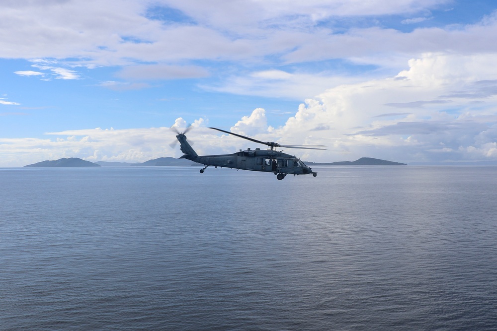 USS Boxer transits San Bernardino Straits