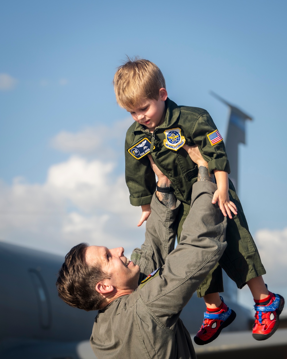 Pilot in training: A Halloween adventure with Dad on the flightline