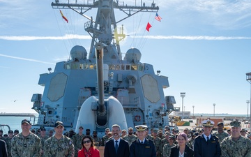 Crew of USS Oscar Austin (DDG 79) conducts ship tour for Spanish Minister of Defense