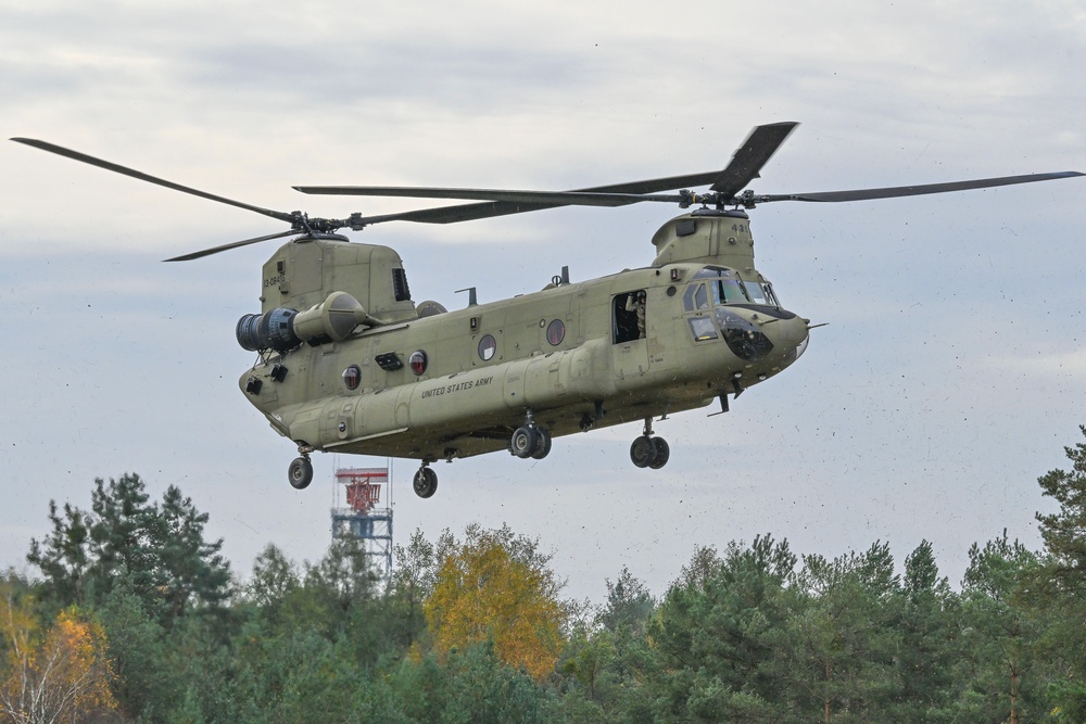 173rd Airborne Brigade jumps at Bunker Drop Zone