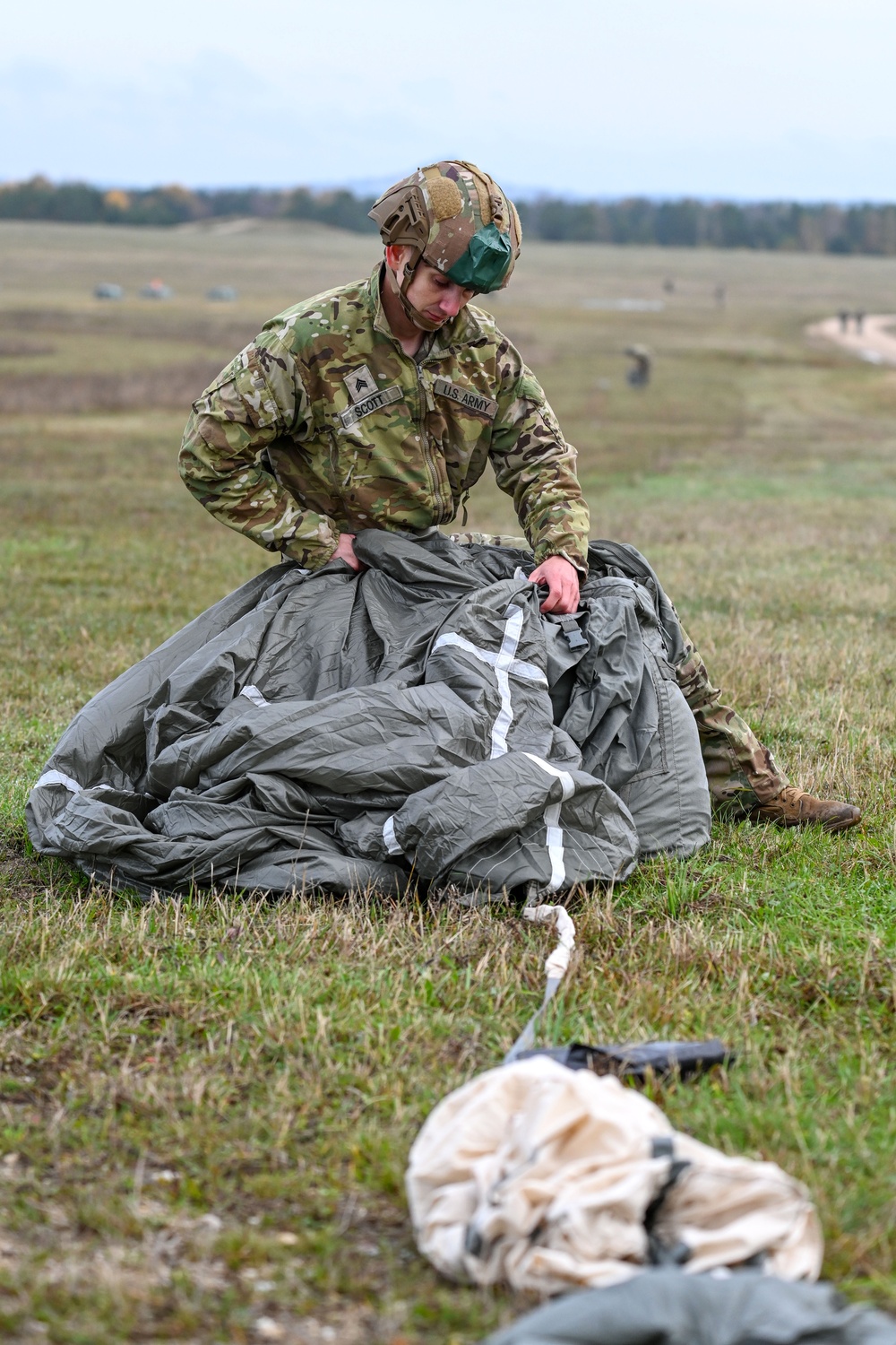 173rd Airborne Brigade jumps at Bunker Drop Zone