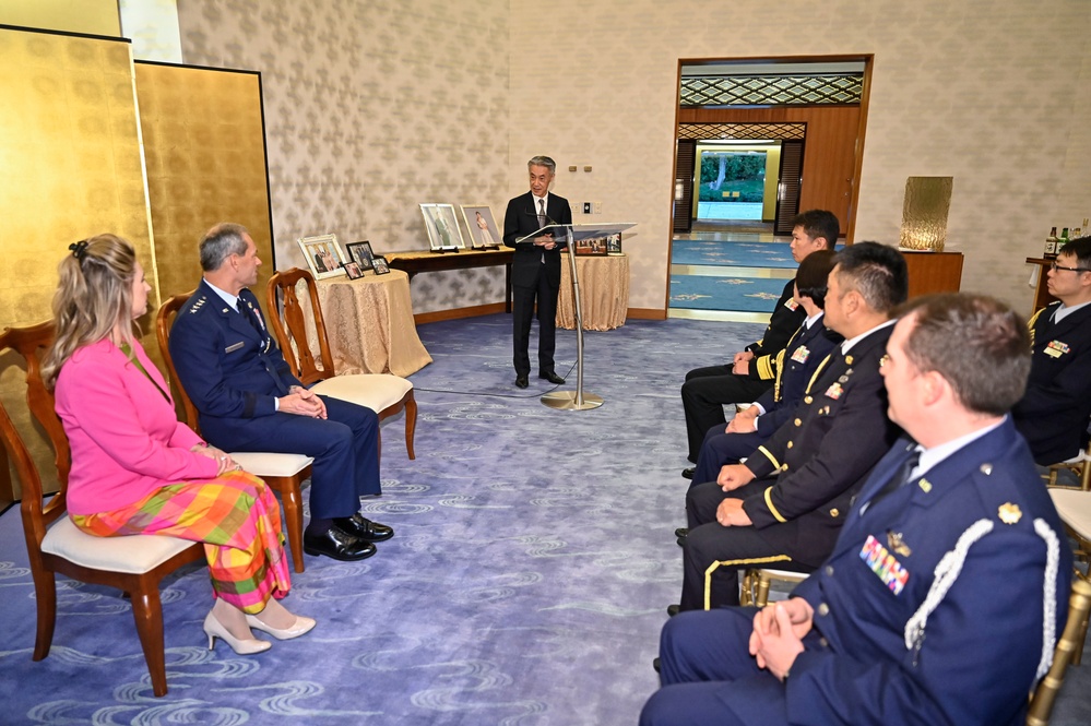 Japanese Ambassador Yamada awards Gen. Wilsbach