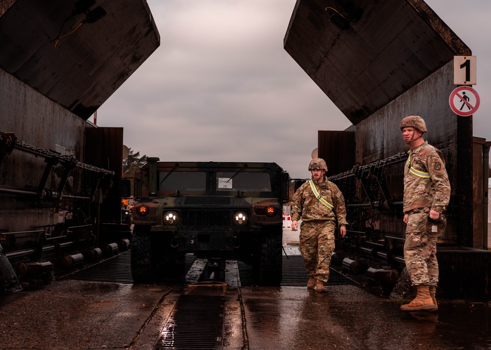 41st Field Artillery Brigade Wash Rack Operations