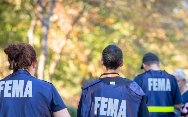 FEMA Disaster Survivor Assistance Help Hurricane Survivors