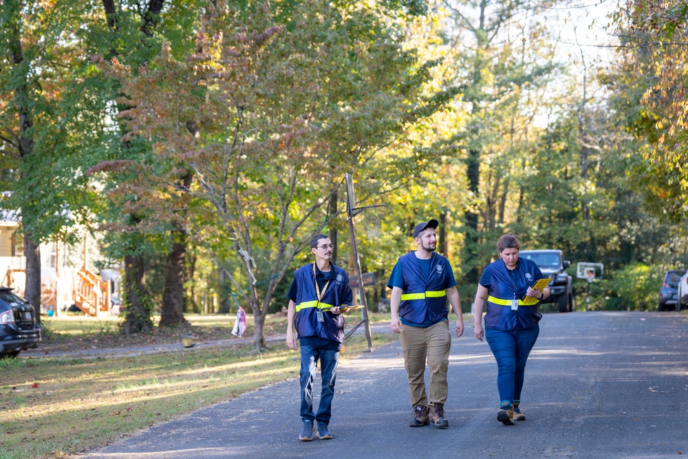 FEMA Disaster Survivor Assistance Help Hurricane Survivors