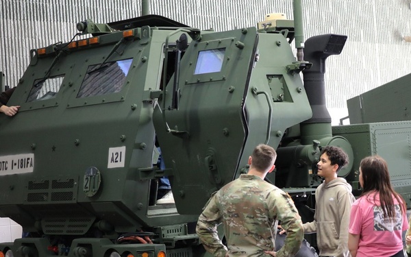 Career Day for local high schools hosted by Tennessee National Guard