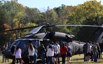 Career Day for local high schools hosted by Tennessee National Guard