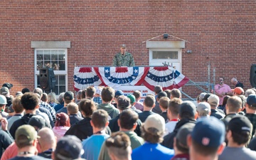 PNSY Hosts PROS on the Mall Event