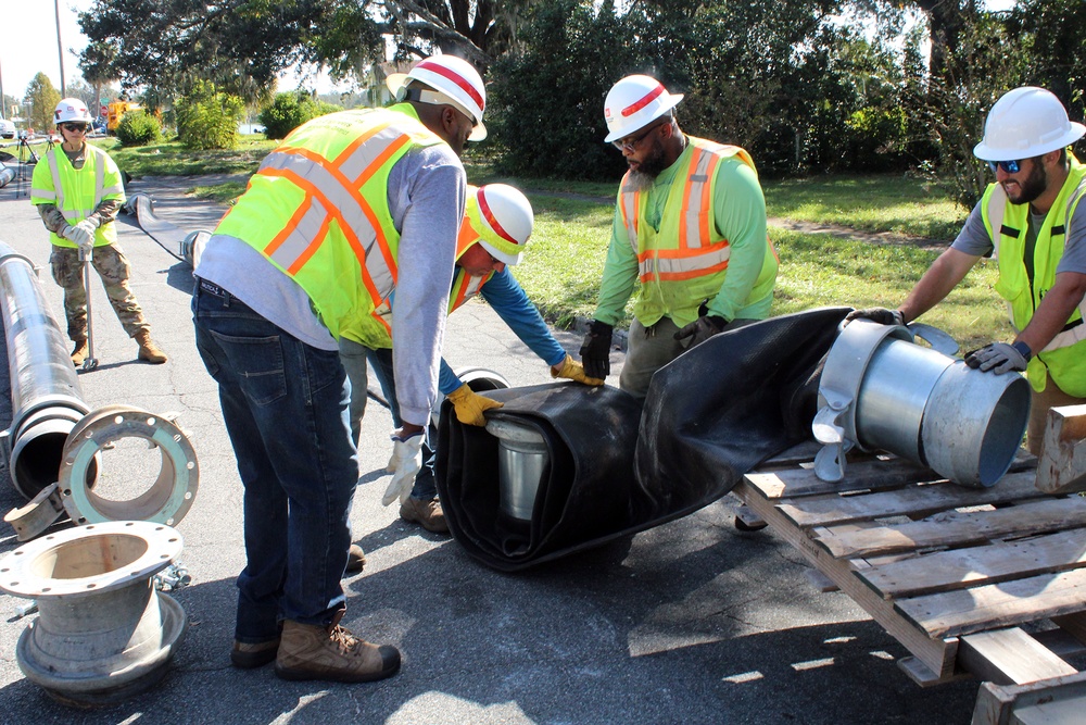 USACE sends water pumps to bring flood relief to Lake Bonny residents