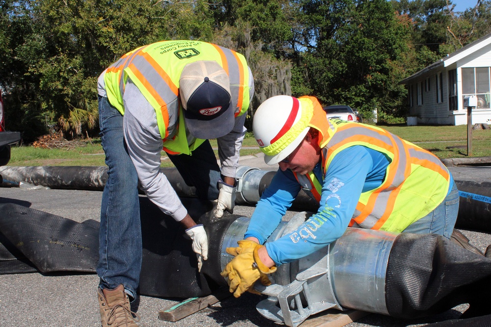USACE sends water pumps to bring flood relief to Lake Bonny residents