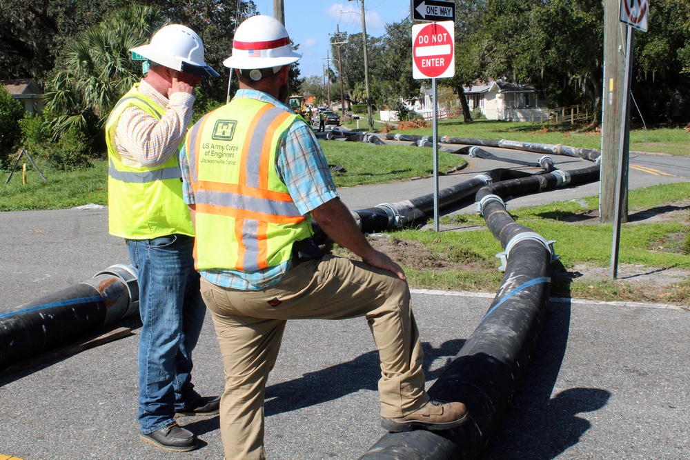 USACE sends water pumps to bring flood relief to Lake Bonny residents