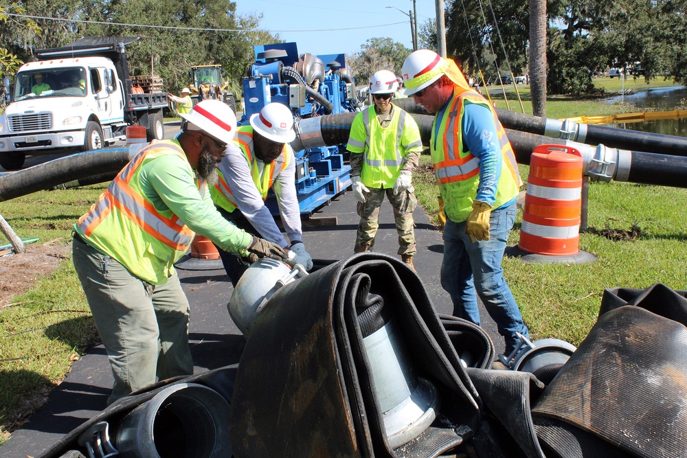 USACE sends water pumps to bring flood relief to Lake Bonny residents