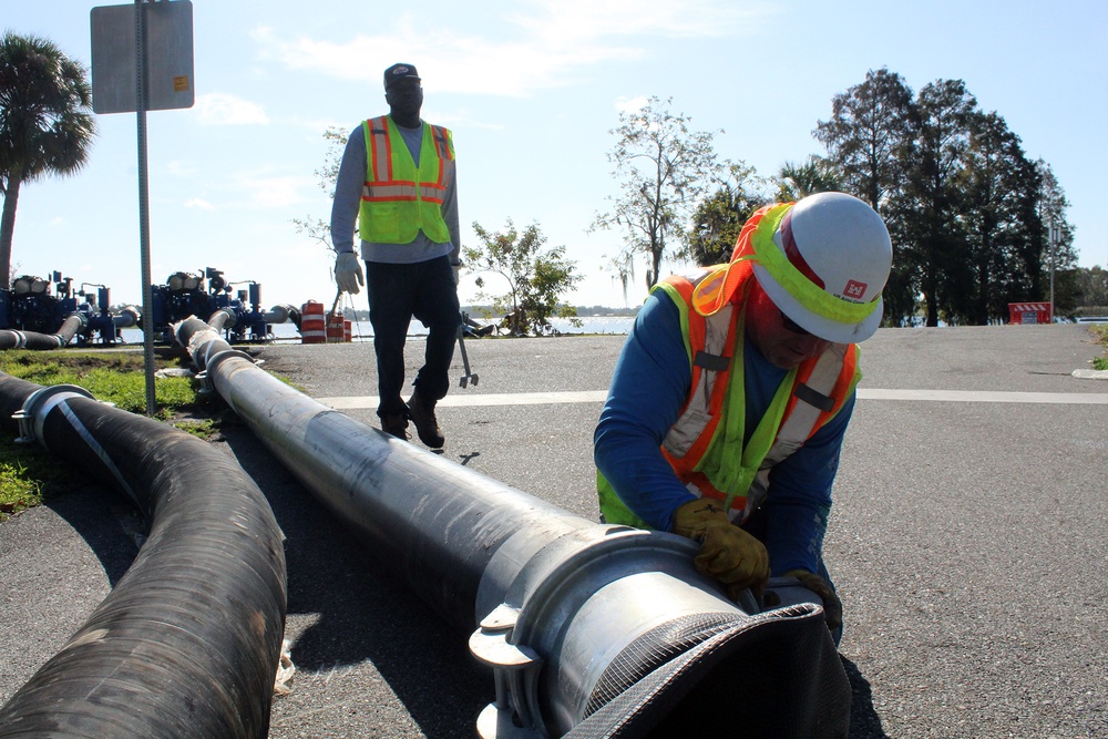 USACE sends water pumps to bring flood relief to Lake Bonny residents