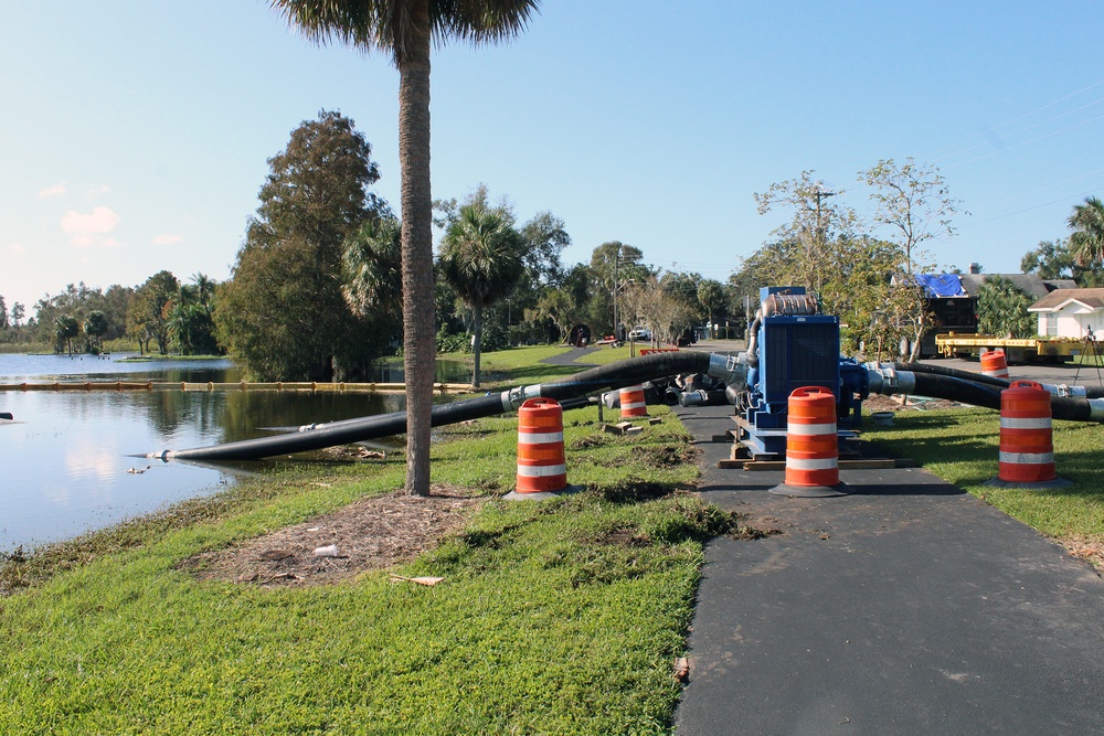 USACE sends water pumps to bring flood relief to Lake Bonny residents