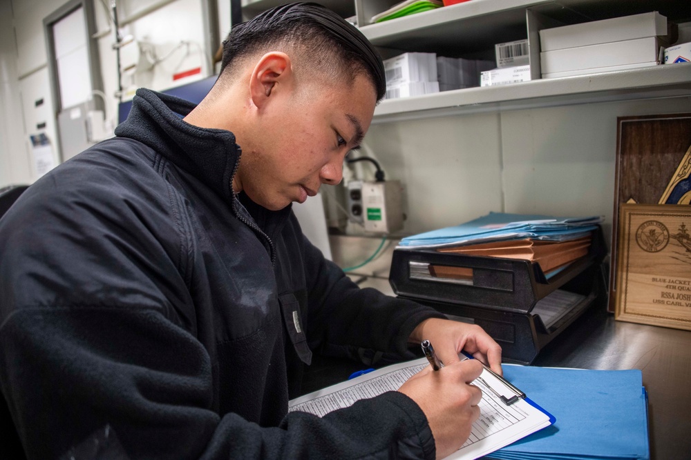 Daily Operations Aboard USS Carl Vinson