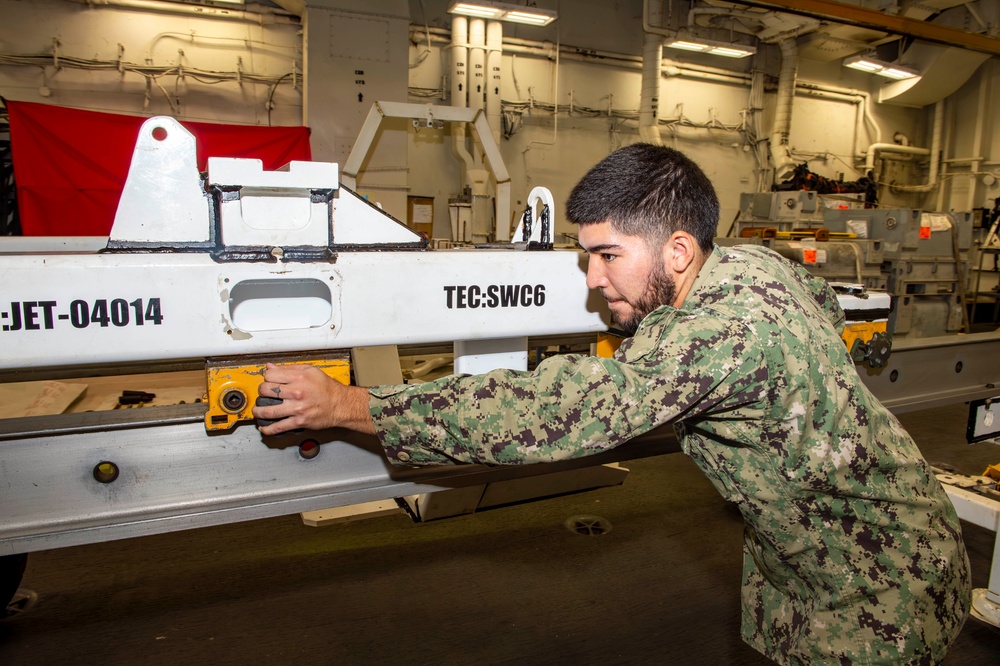 Daily Operations Aboard USS Carl Vinson