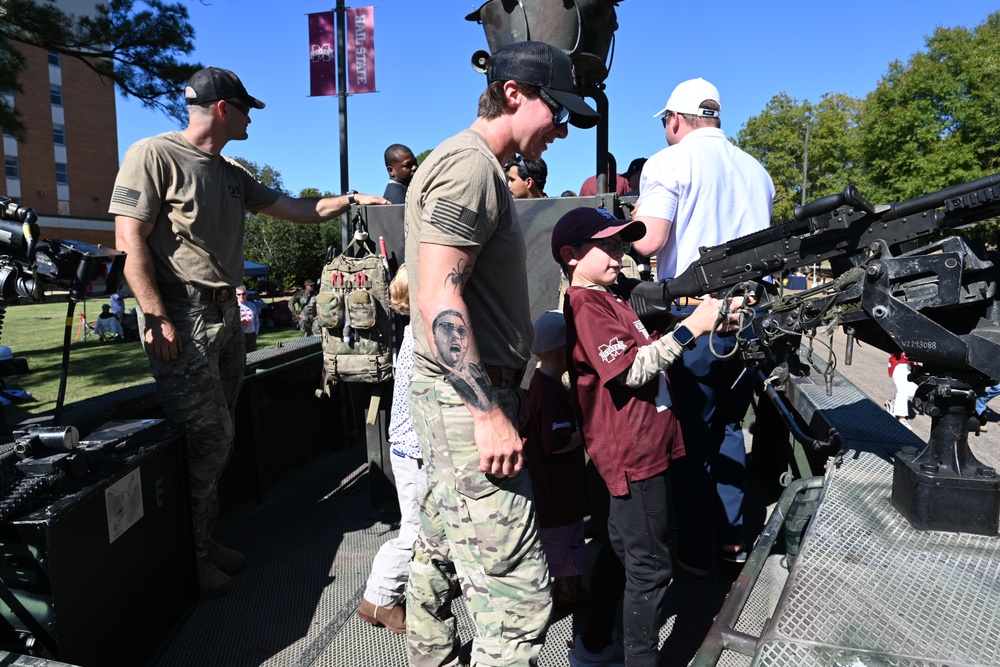 U.S. Navy SWCC visit Mississippi State University