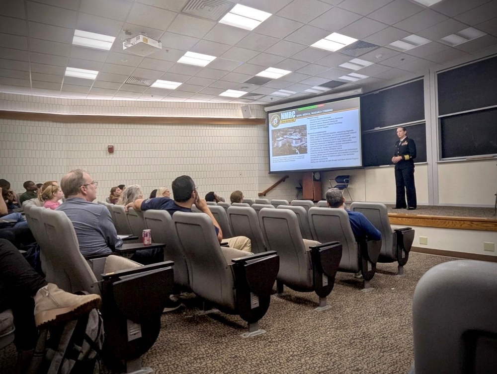 Infectious Disease Consequences and Mitigation: NMRC Commander Discusses Outbreaks, Future Collaborations, During Visit to Notre Dame