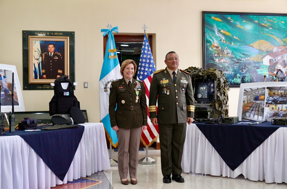 Gen. Richardson visits Guatemala