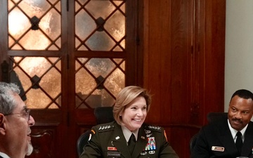 Gen. Richardson meets with  leaders in Guatemala