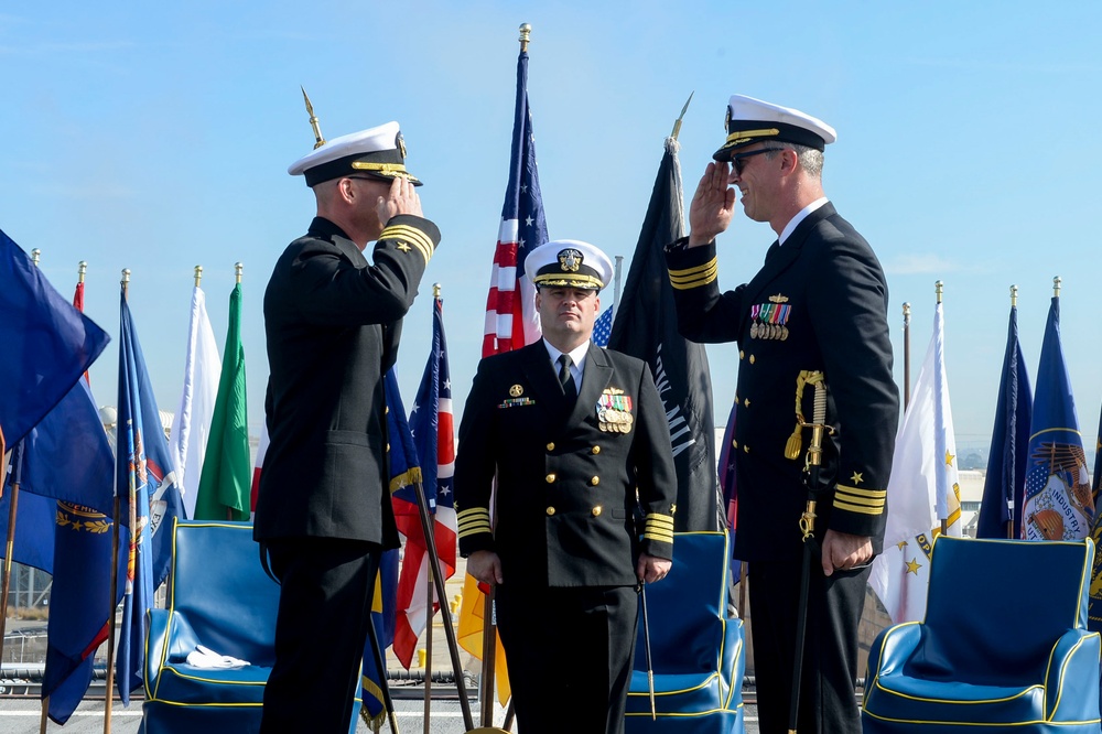 USS Manchester (LCS 14) Blue Crew Conducts Change of Command