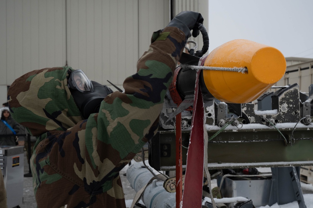 354th MXG Hosts Third Quarter Load Competition