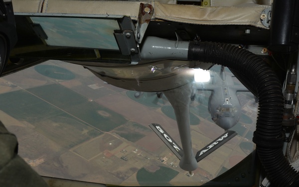 Tinker Honorary Commanders fly with the Okies