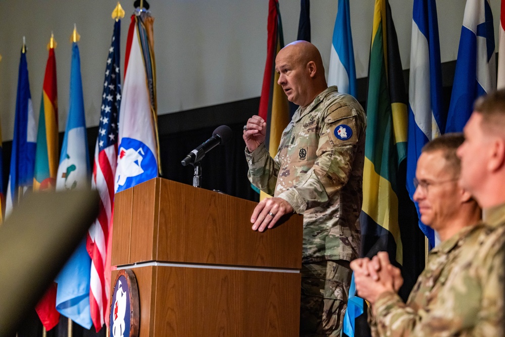 Army South Bids Farewell to Command Sgt. Maj. Graves and Welcomes Command Sgt. Maj. Olsen During Change of Responsibility Ceremony