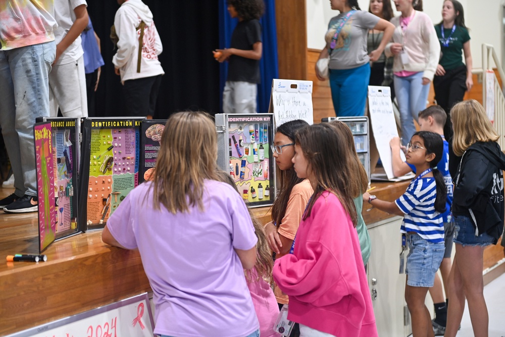 USAG Okinawa ASAP spotlights Red Ribbon Week