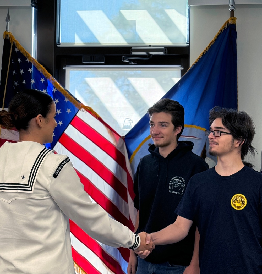 Brothers Join Navy Nuclear Engineering Program