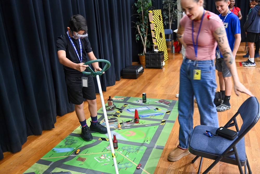 USAG Okinawa ASAP spotlights Red Ribbon Week