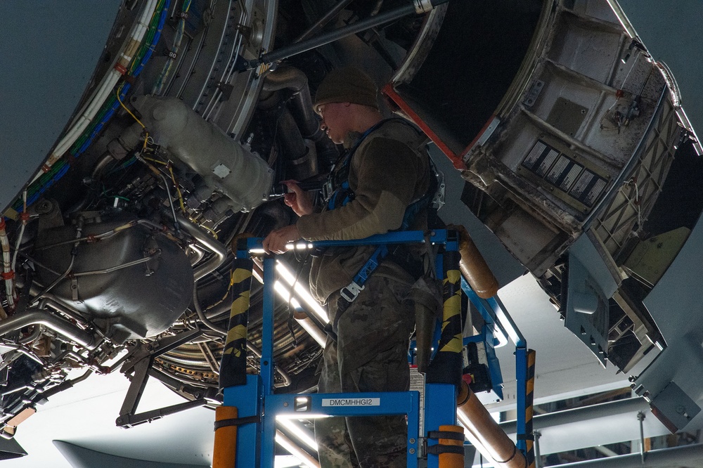 736th AMXS maintainers keep the mission moving