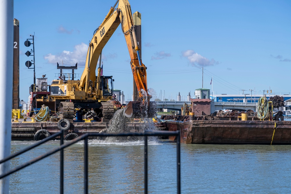 Dredging Port Clinton Harbor