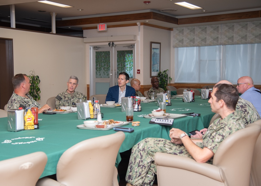 Adm. Koehler Visits CFAS