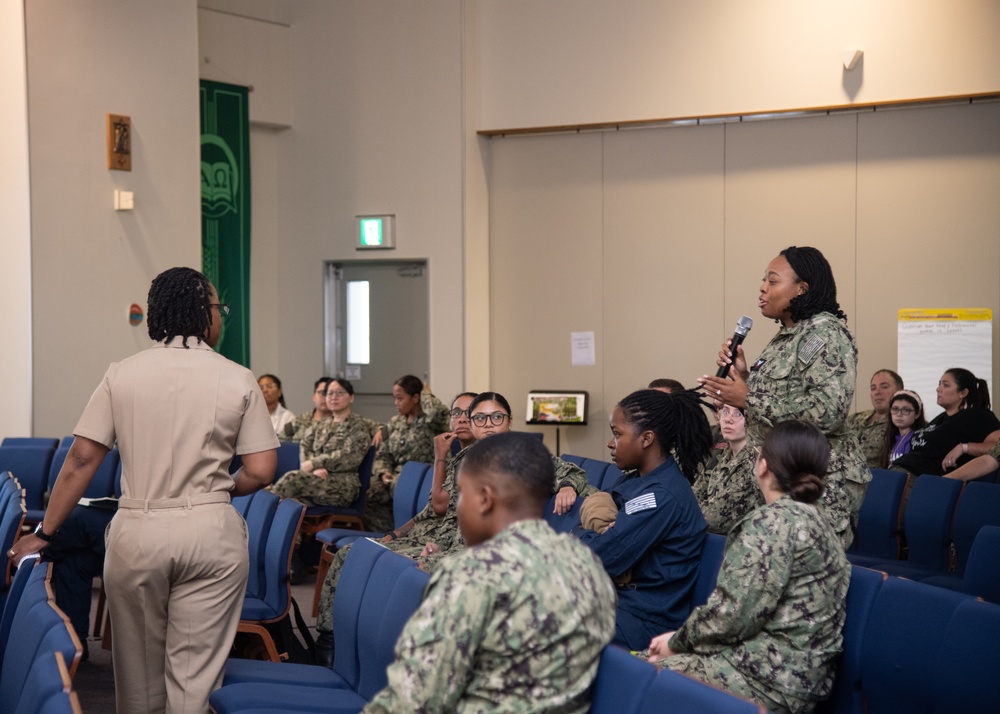 Sasebo Women's Leadership Symposium 2024