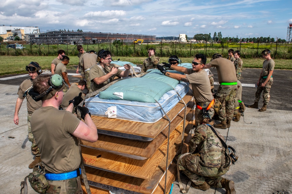 21 SOS, SOAMXS commit to proficiency with CV-22 precautionary landing practice