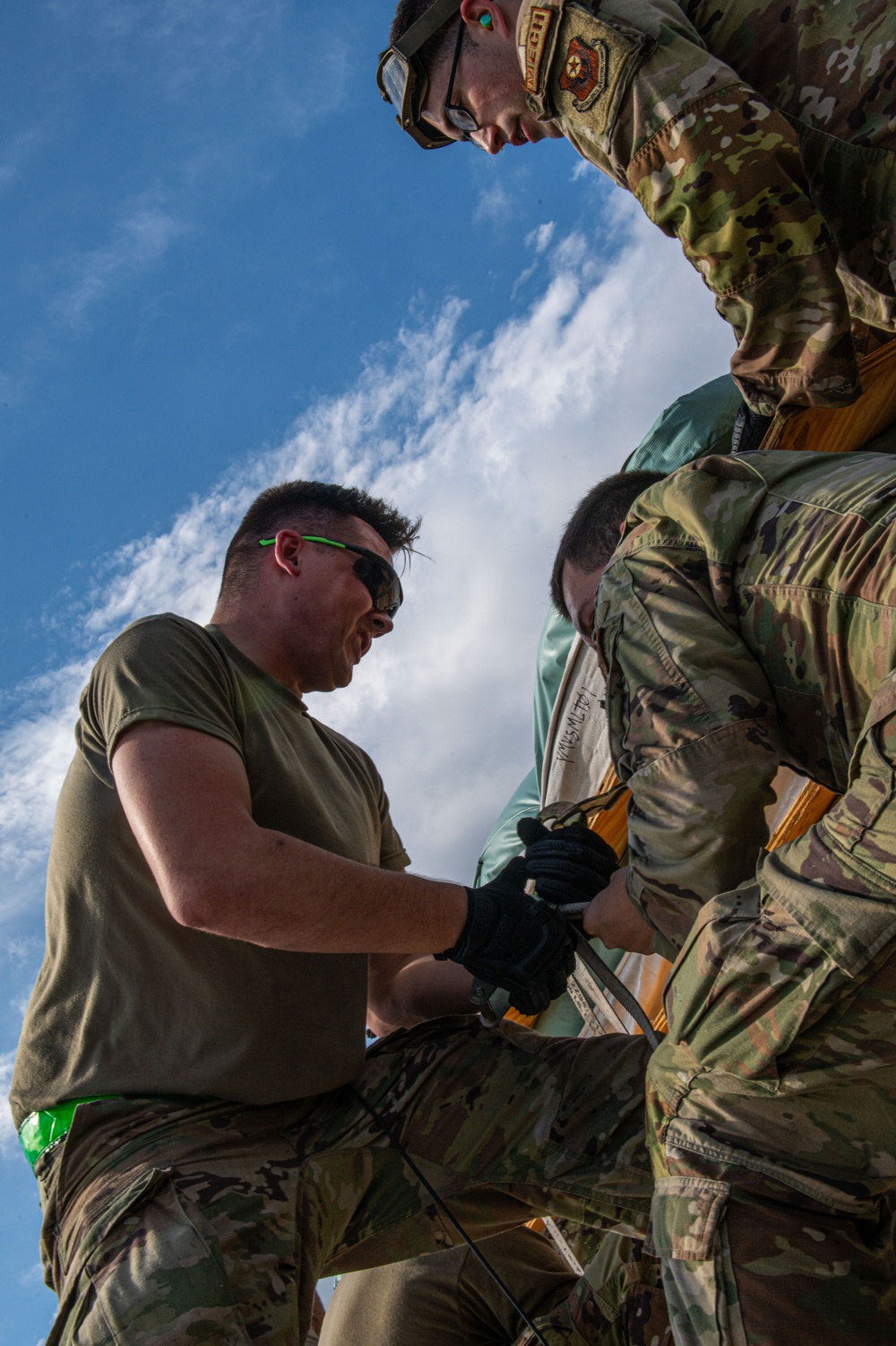 21 SOS, SOAMXS commit to proficiency with CV-22 precautionary landing practice