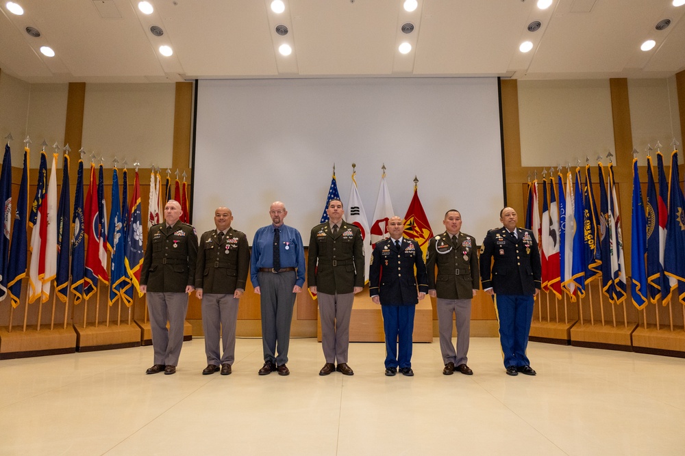 35th ADA BDE hosted the Eighth Army Quarterly Retirement Ceremony