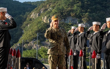 Adm. Steve Koehler, commander, U.S. Pacific Fleet visits South Korea