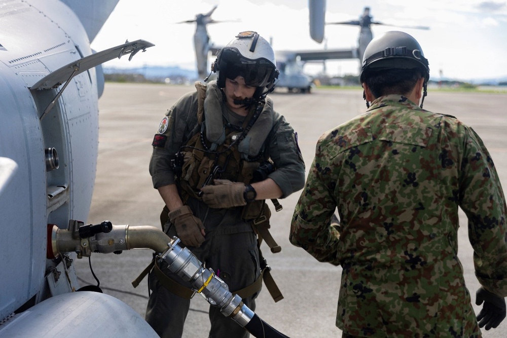 KS25 | U.S. Marines, JGSDF refuel MV-22B Ospreys at Camp Takayabaru